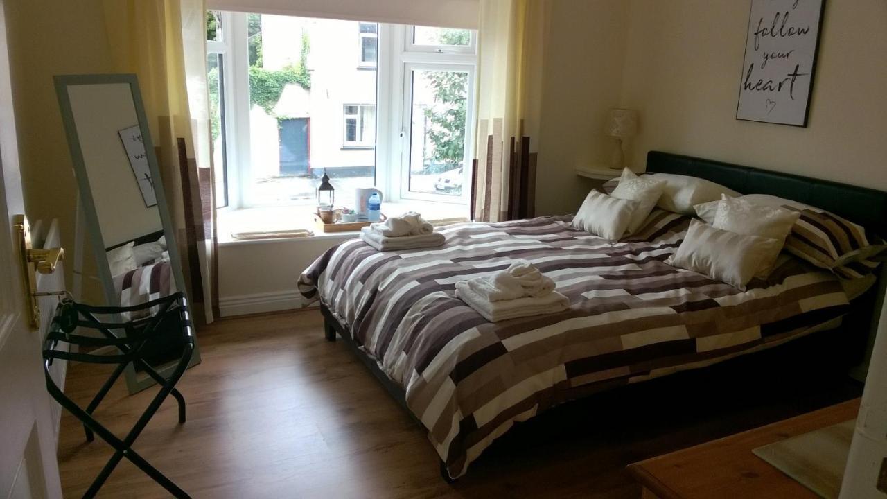 Bed and Breakfast The Townhouse à Elphin Extérieur photo